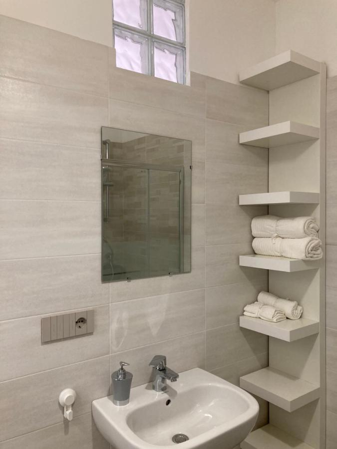 Milano Smart Apartment Bagian luar foto