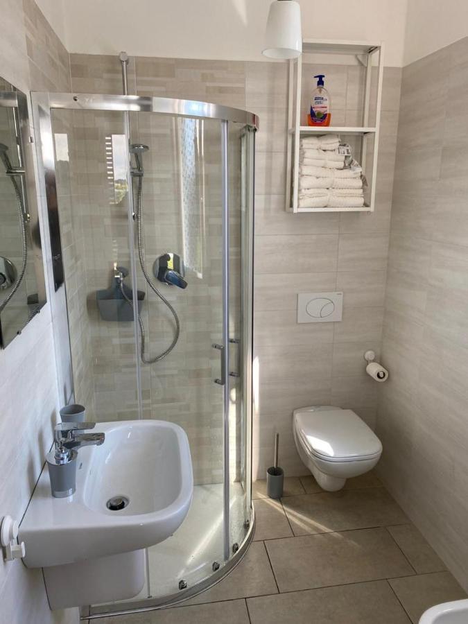 Milano Smart Apartment Bagian luar foto