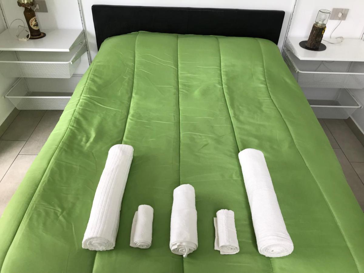Milano Smart Apartment Bagian luar foto